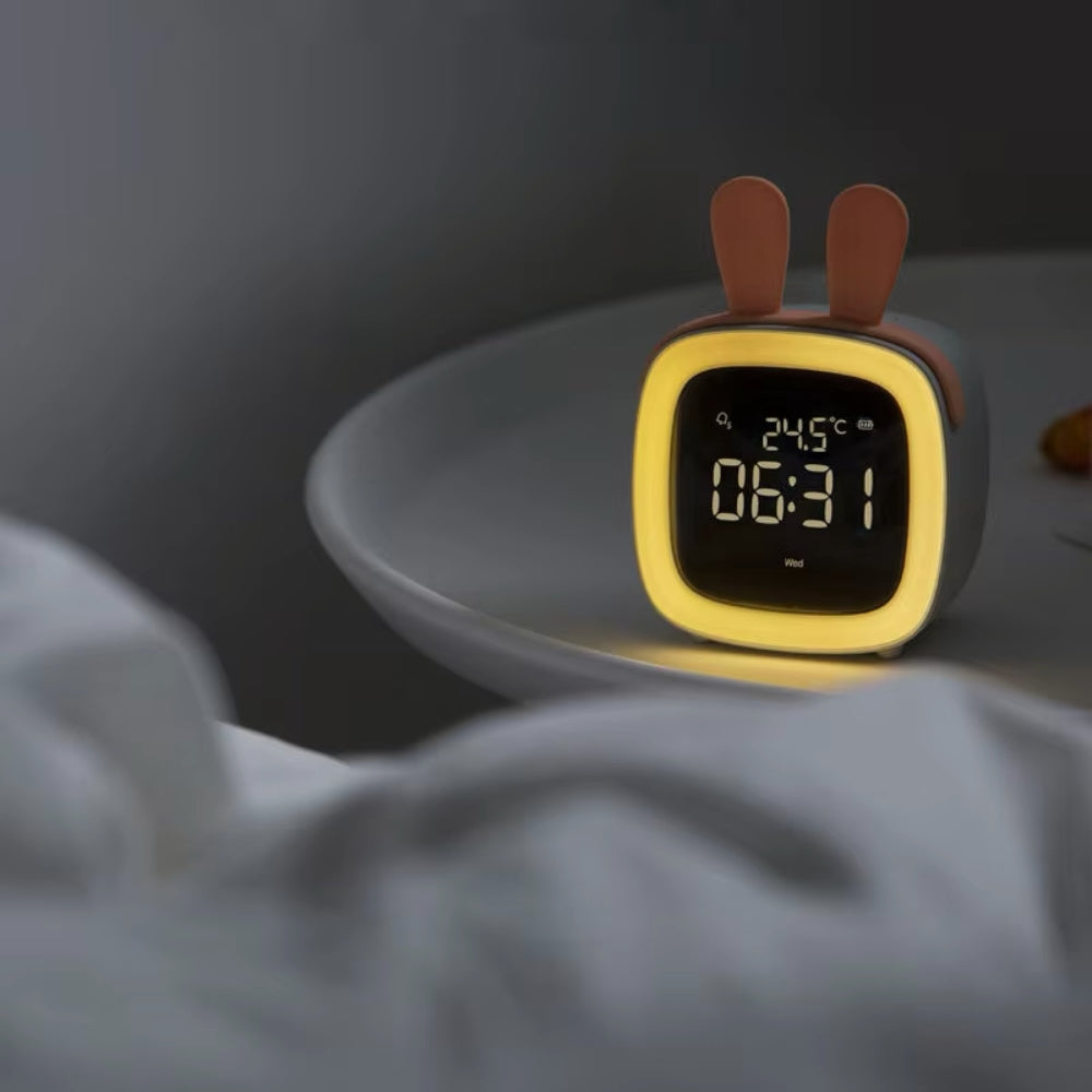 Detský budík s nočným svetlom